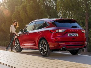 2019 FORD KUGA CHARGING