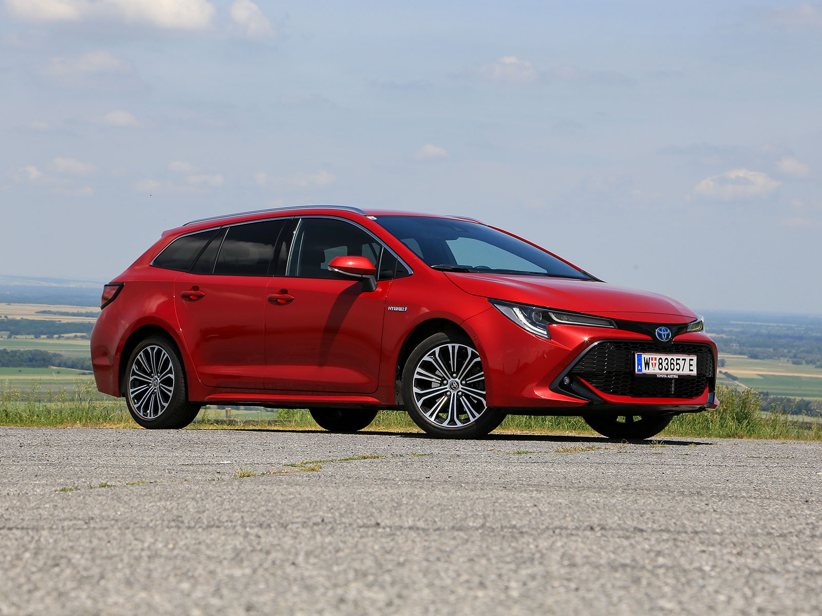 Toyota COROLLA Touring Sports - Kombi - Auch als Hybrid