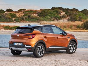 21233565 2019 New Renault CAPTUR tests drive in Greece