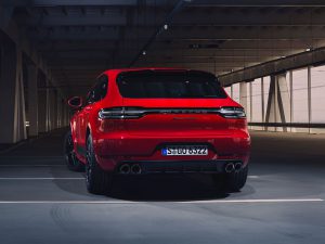 01 Macan GTS2