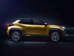 TOYOTA NEW YARIS CROSS PROFILE RIGHT