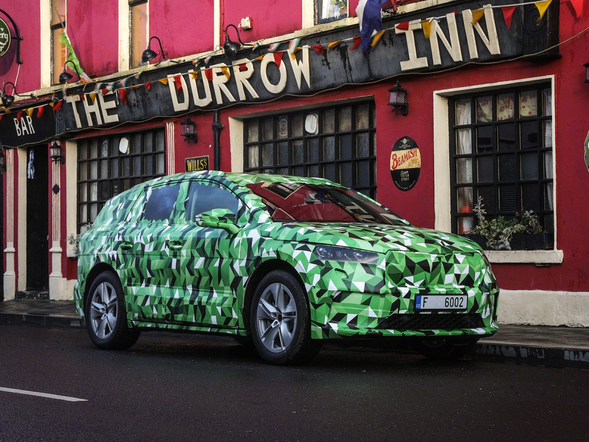 SKODA ENYAQ Covered Drive 42