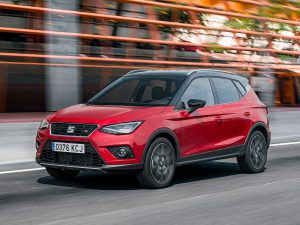 Seat Arona 2019 01