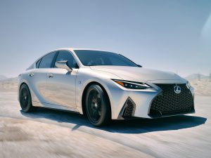 Lexus IS 2021 01