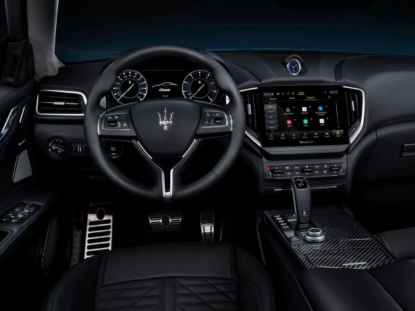 Maserati Ghibli Hybrid Innen
