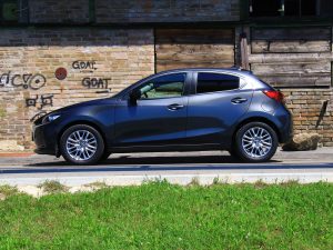 Mazda2 Seite