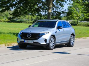 Mercedes EQC 400 4Matic Front
