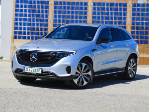Mercedes EQC 400 4Matic Front