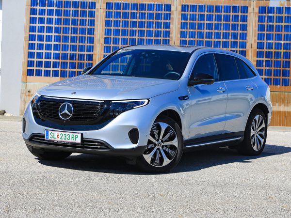 Mercedes EQC 400 4Matic Front