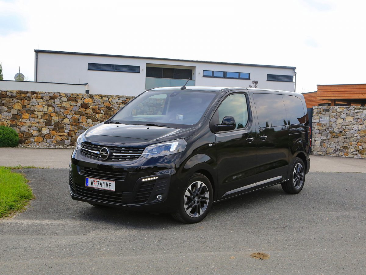 Opel Zafira Life Front