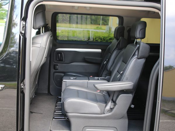 Opel Zafira Life Innen