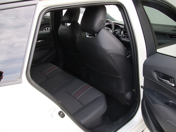 Toyota Corolla TS GR-S Innen