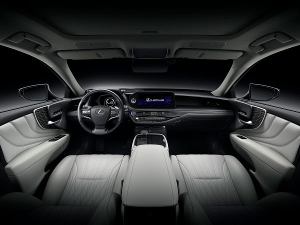 Lexus LS 2020 04