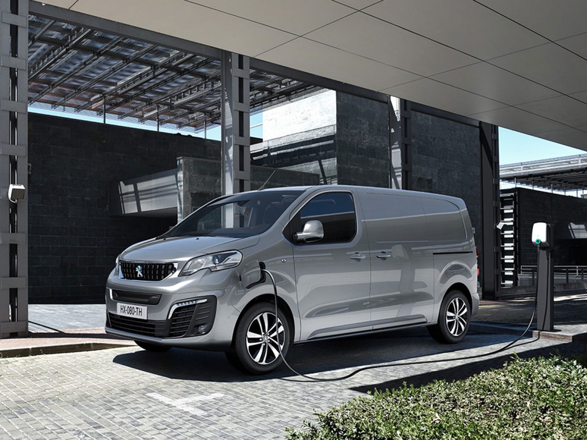 PEUGEOT EXP 2019 060 FR 0