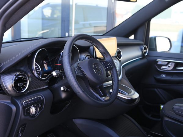 Mercedes V 300 d 4Matic Innenraum