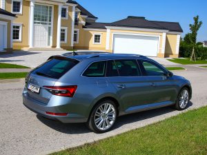 Skoda Superb Combi iV Heck
