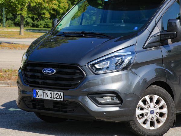 Ford Transit Custom Nugget Plus Front