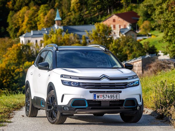Citroen C5 AIRCROSS HYBRID Oktober 2020 201009 H H3075