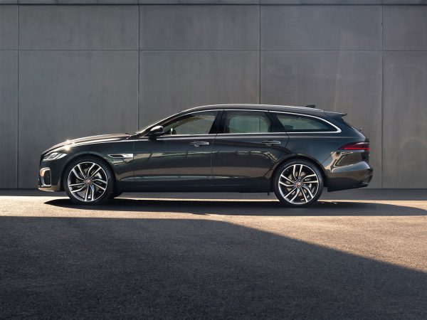 Jaguar XF Sportbreak 2020 03