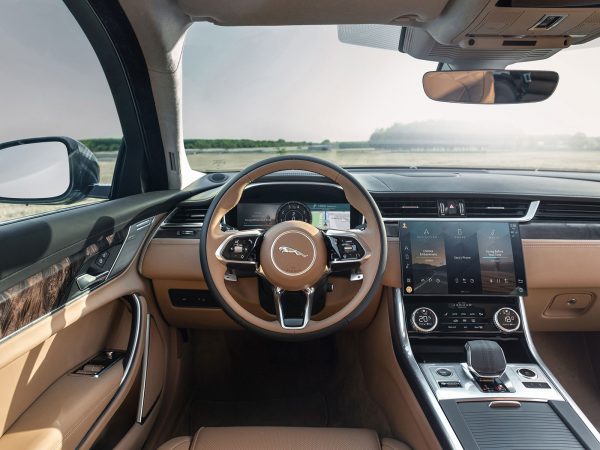 Jaguar XF Sportbreak 2020 04