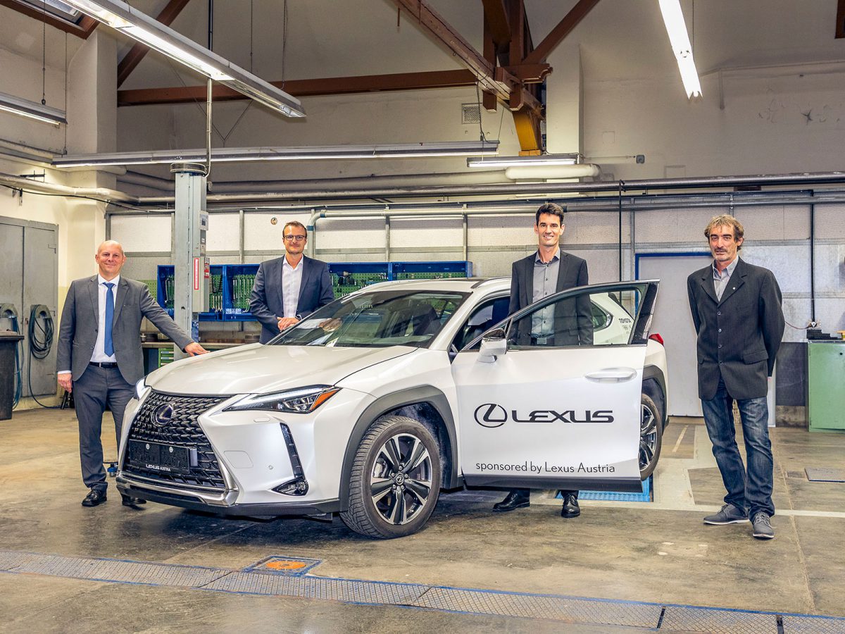 Lexus UX an die HTL Mödling 002