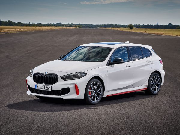 P90402191 highRes the all new bmw 128t