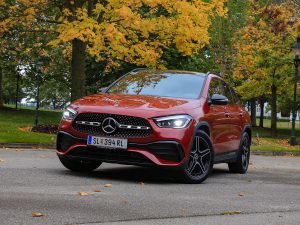 Mercedes GLA Front