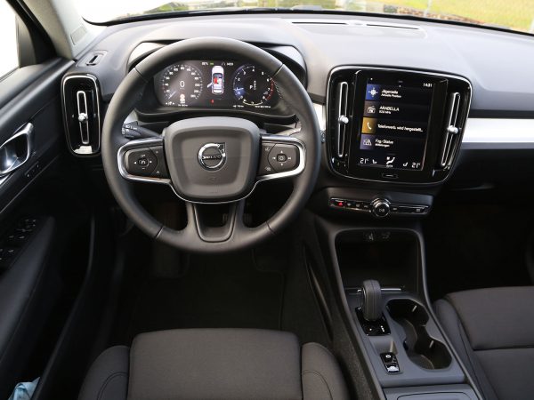 Volvo XC40 T2 Innen