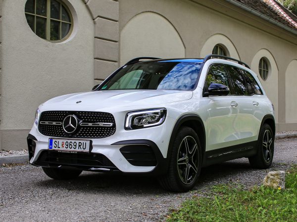 Mercedes GLB Front