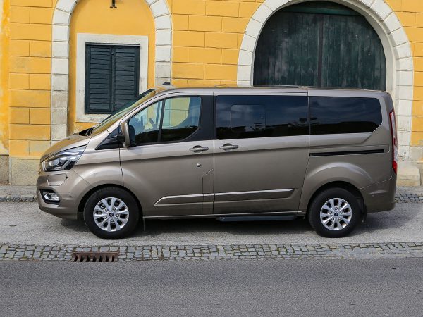 Ford Tourneo Custom PHEV Seite