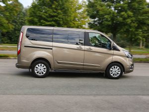 Ford Tourneo Custom PHEV Seite