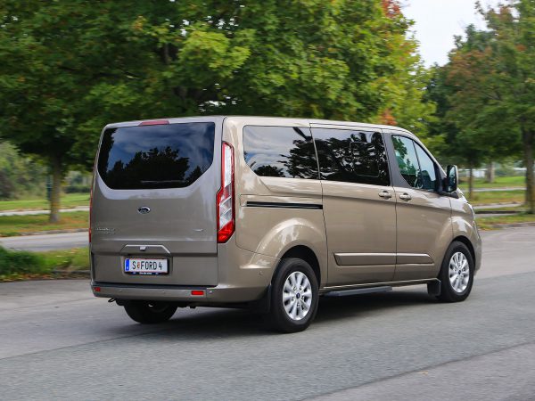 Ford Tourneo Custom PHEV Heck