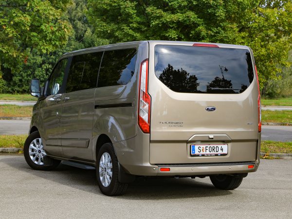 Ford Tourneo Custom PHEV Heck