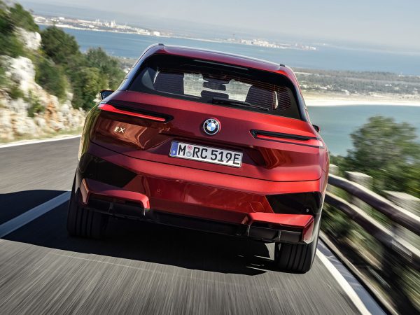 BMW ix 2020 08