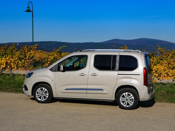 Toyota Proace City Verso Seite