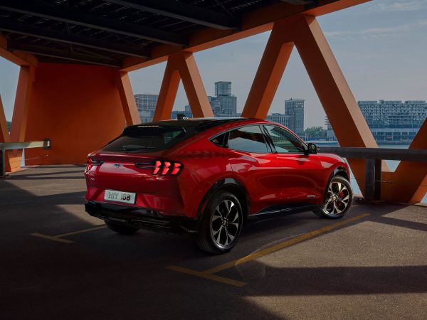 2020 FORD MACH E AWD 08
