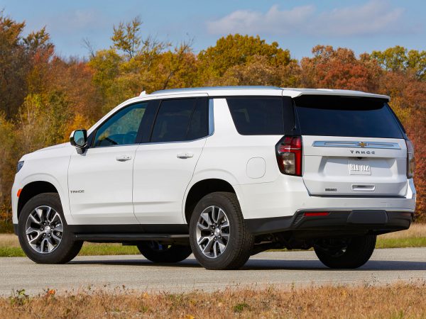 Chevrolet Tahoe Diesel 2021 02