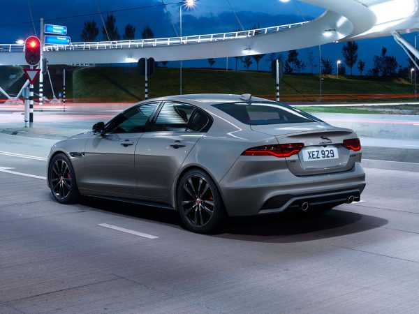 Jag XE 21MY Exterior 061020 107 GLHD 1