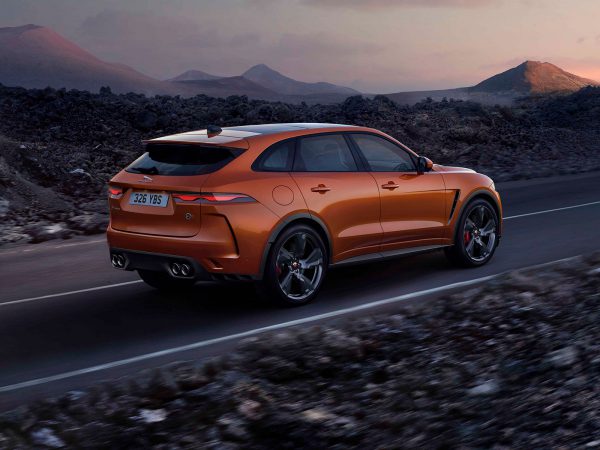 Jaguar F Pace SVR 2021 07