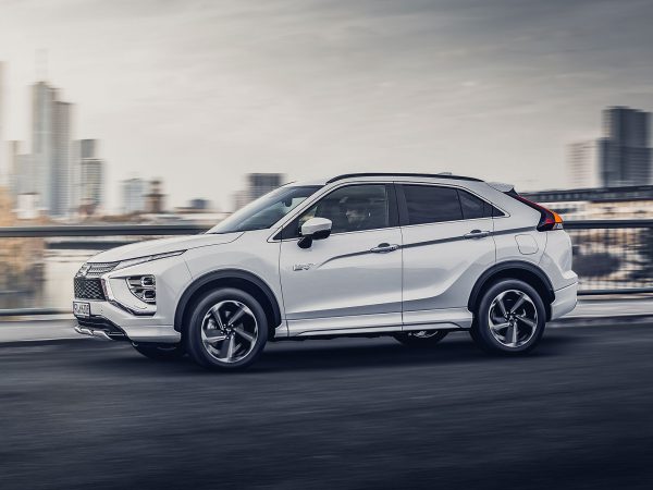 Mitsubishi Eclipse Cross 2021 08