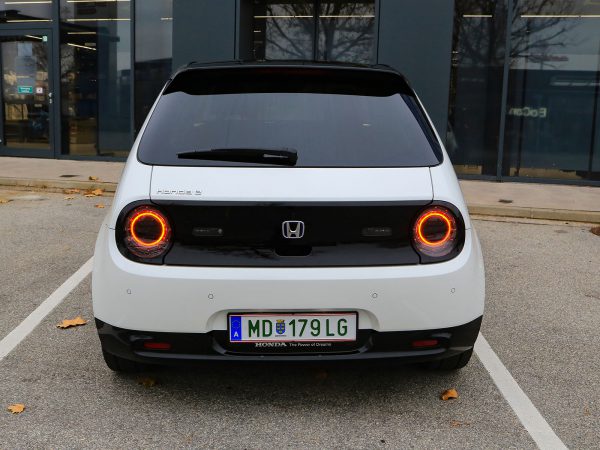 Honda e Advance
