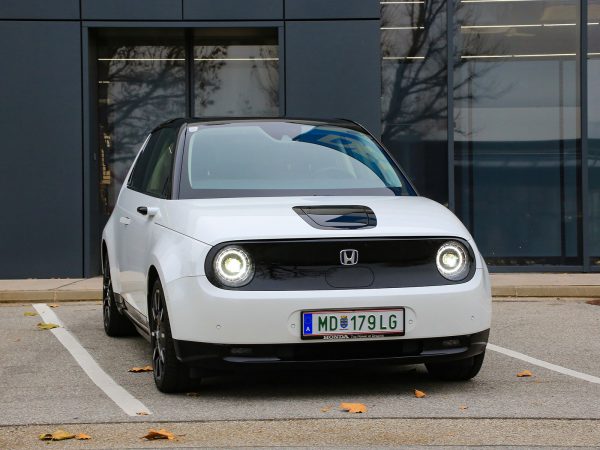 Honda e Advance