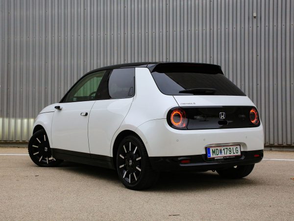 Honda e Advance