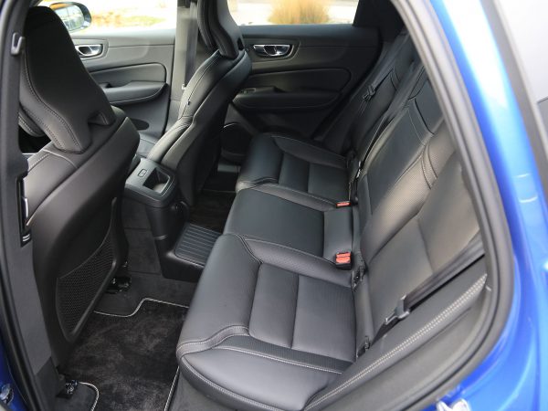 Volvo XC60 T66 AWD Recharge R-Design