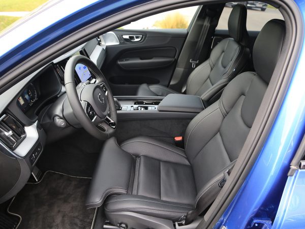 Volvo XC60 T66 AWD Recharge R-Design