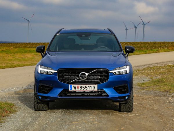 Volvo XC60 T66 AWD Recharge R-Design