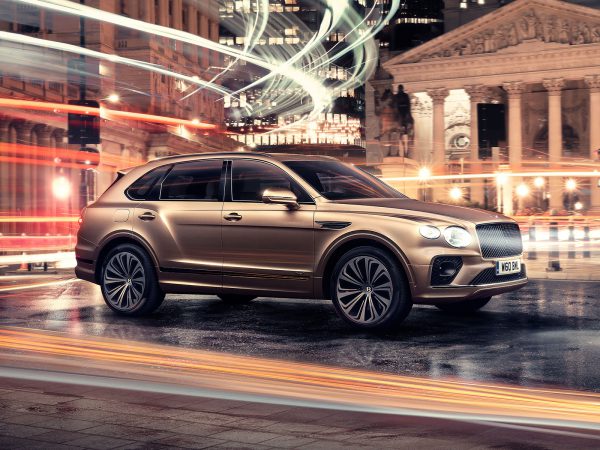 Bentley Bentayga Hybrid 2021 05