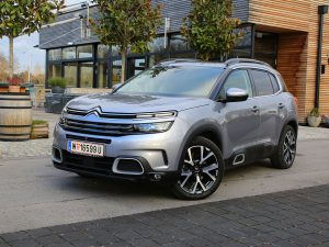 Citroen C5 X Wasser im Fußraum / Kofferraum