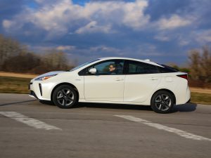Toyota Prius 1,8 Hybrid E-four Lounge