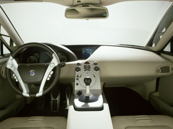 Volvo SCC Safety Concept Car 2001 04